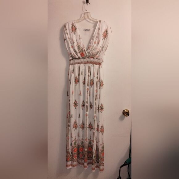 Lapogee White Empire Waisted Boho Maxi Dress - Picture 1 of 10